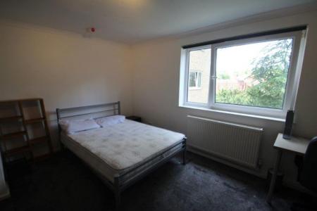 2 bedroom Property to let in Lyndhurst Court, Stoneygate, Leicester