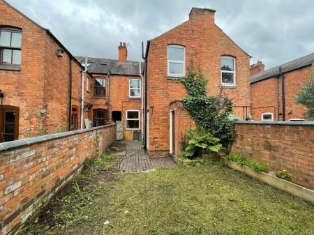 3 bedroom Property to let in Lytton Road, Leicester