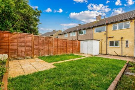 3 bedroom Terraced House for sale in Featherstone Drive, Leicester