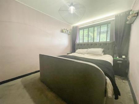 2 bedroom Detached bungalow for sale in Hatherleigh Road, Leicester