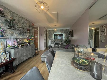 2 bedroom Detached bungalow for sale in Hatherleigh Road, Leicester
