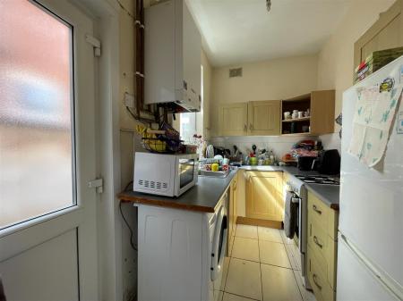 2 bedroom Terraced House for sale in Leicester