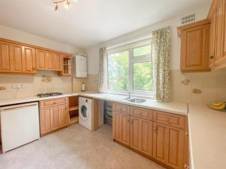 2 bedroom Flat for sale in Wallace Court,London Road, Stoneygate, Leicester