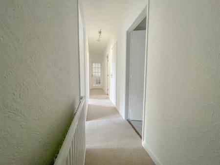 2 bedroom Flat for sale in Wallace Court,London Road, Stoneygate, Leicester
