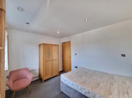 2 bedroom Property to let in Navigation Street, Leicester