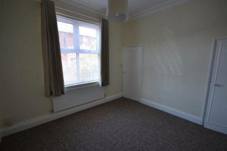 1 bedroom Property to let in St Leonards Road, Leicester