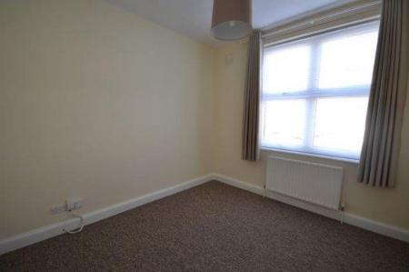 1 bedroom Property to let in St Leonards Road, Leicester