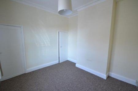 1 bedroom Property to let in St Leonards Road, Leicester