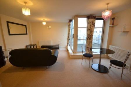 2 bedroom Property to let in Watkin Road, Leicester