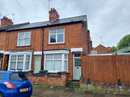 2 bedroom Property to let in Howard Road, Leicester