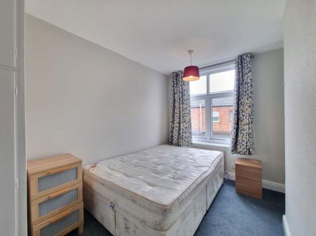 2 bedroom Property to let in Howard Road, Leicester