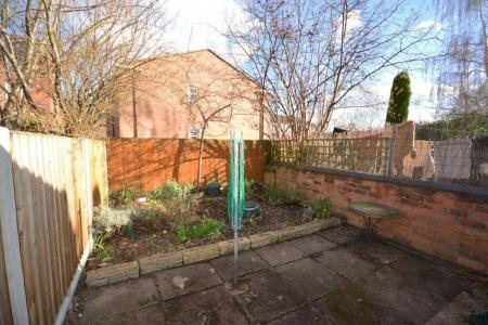 2 bedroom Property to let in Queens Road, Leicester
