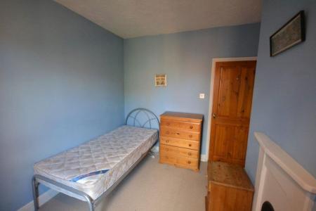 2 bedroom Property to let in Queens Road, Leicester