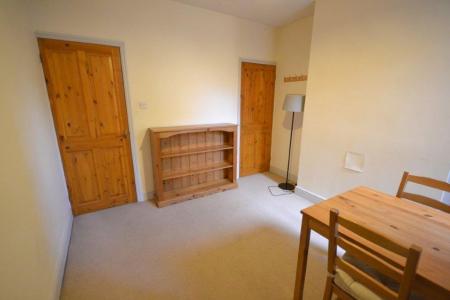 2 bedroom Property to let in Queens Road, Leicester