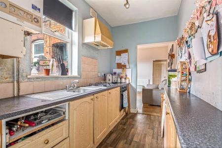 2 bedroom Terraced House for sale in Vernon Road, Aylestone, Leicester