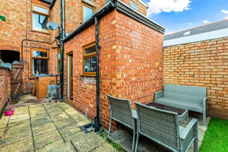 2 bedroom Terraced House for sale in Vernon Road, Aylestone, Leicester