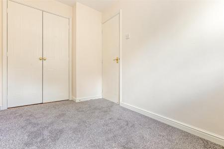 3 bedroom End of terrace house for sale in Wych Elm Road, Oadby, Leicester