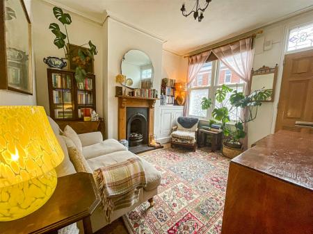 2 bedroom Terraced House for sale in Edward Road, Leicester