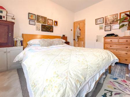 2 bedroom Terraced House for sale in Edward Road, Leicester