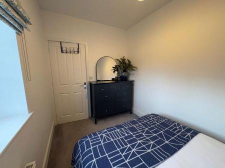 3 bedroom Property to let in Roundhouse Way, Loughborough, Leicestershire