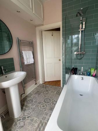 2 bedroom Property to let in Clarendon Park Road, Leicester