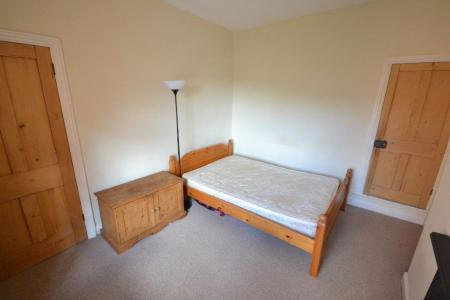 2 bedroom Property to let in Lytton Road, Leicester