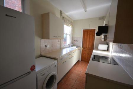 2 bedroom Property to let in Lytton Road, Leicester