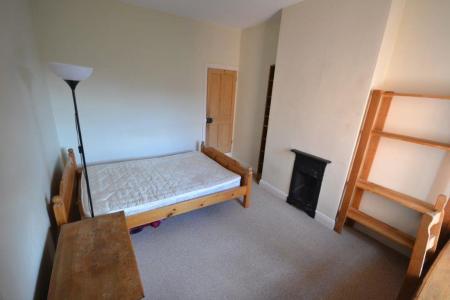 2 bedroom Property to let in Lytton Road, Leicester