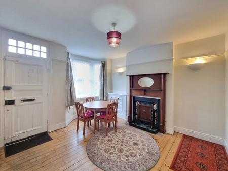 2 bedroom Property to let in Lytton Road, Leicester