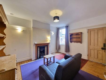 2 bedroom Property to let in Lytton Road, Leicester