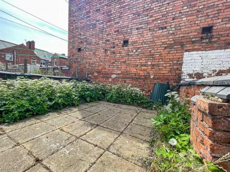 3 bedroom Terraced House for sale in Hamilton Street, Leicester