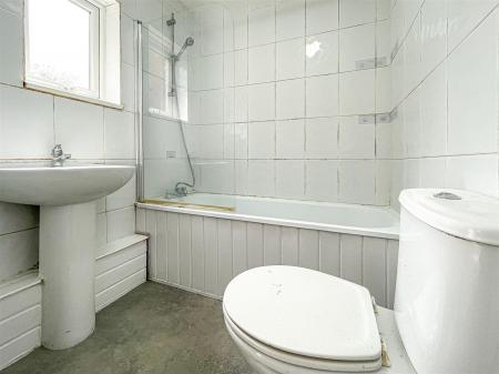 3 bedroom Terraced House for sale in Hamilton Street, Leicester