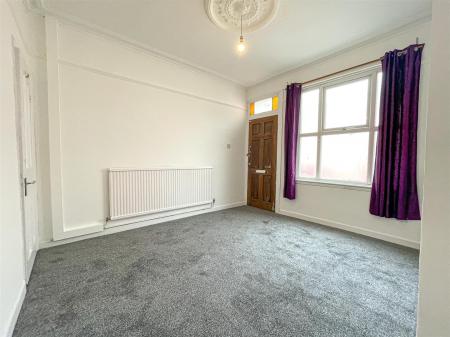 3 bedroom Terraced House for sale in Hamilton Street, Leicester