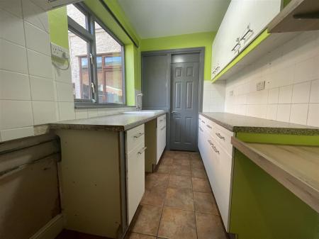 2 bedroom Terraced House for sale in Hawkesbury Road, Leicester