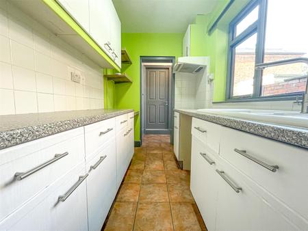 2 bedroom Terraced House for sale in Hawkesbury Road, Leicester