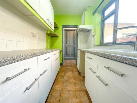 2 bedroom Terraced House for sale in Hawkesbury Road, Leicester