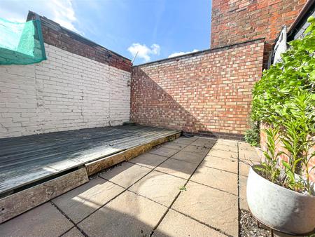 2 bedroom Terraced House for sale in Hawkesbury Road, Leicester