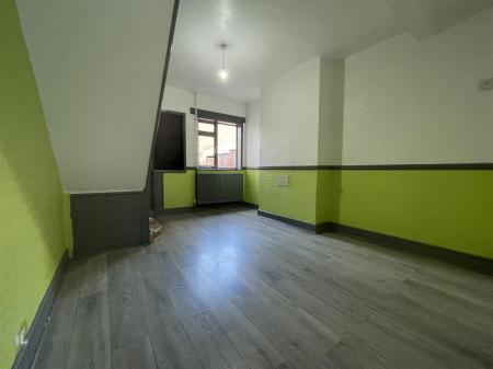 2 bedroom Terraced House for sale in Hawkesbury Road, Leicester