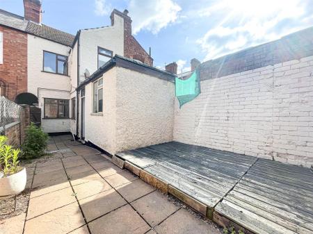 2 bedroom Terraced House for sale in Hawkesbury Road, Leicester