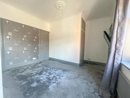 2 bedroom Terraced House for sale in Hawkesbury Road, Leicester
