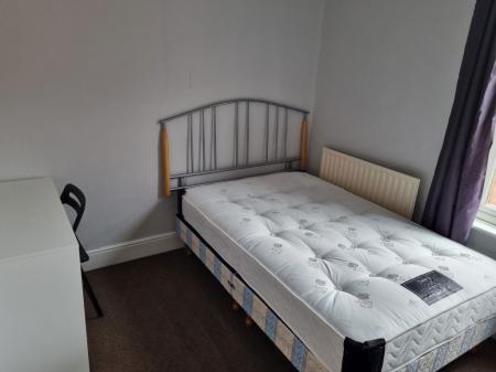 3 bedroom Property to let in Roman Street, Leicester