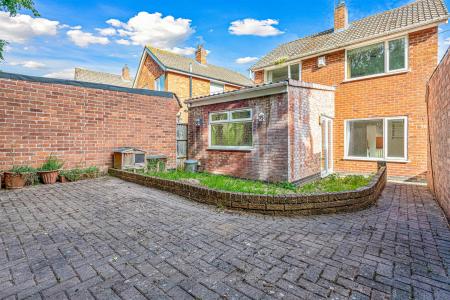 3 bedroom Detached house for sale in Coniston Crescent, Loughborough