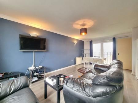 2 bedroom Property to let in Goods Yard Close, Loughborough