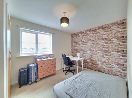 2 bedroom Property to let in Goods Yard Close, Loughborough