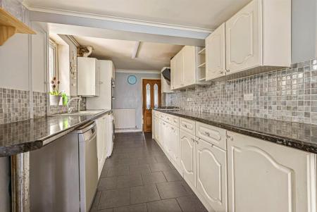 4 bedroom Semi-detached house for sale in Northdene Road, Leicester