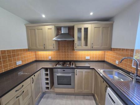 3 bedroom Property to let in Cara Close, Leicester