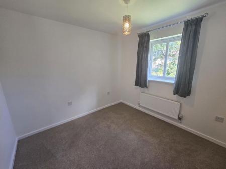 3 bedroom Property to let in Cara Close, Leicester