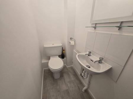 3 bedroom Property to let in Cara Close, Leicester