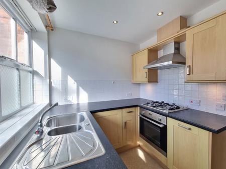 1 bedroom Property to let in Victoria Park Road, Leicester