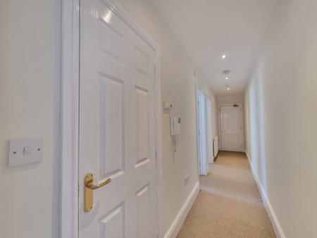 1 bedroom Property to let in Victoria Park Road, Leicester
